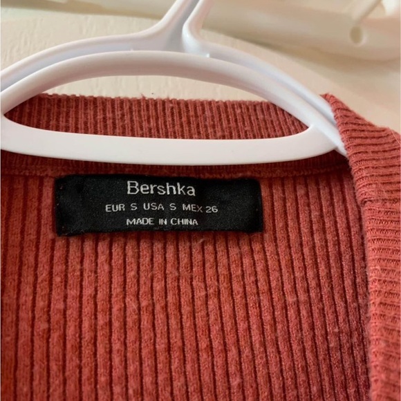 Reddish Pink Bershka Sweater - Picture 3 of 3